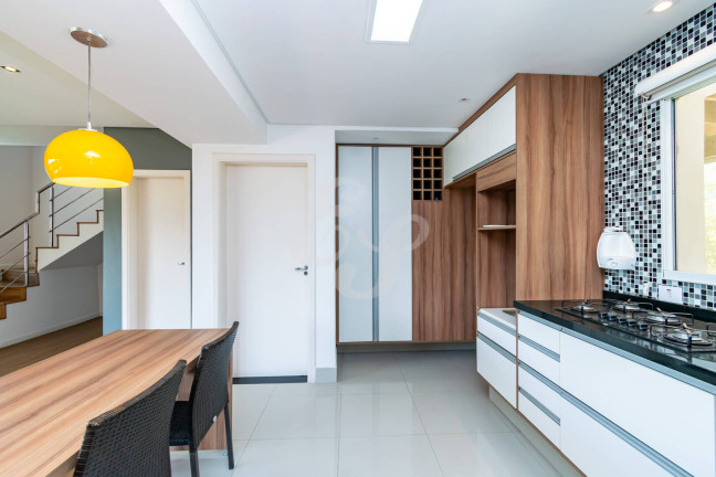 Imagem Casa de Condomínio com 3 Quartos à Venda, 245 m² em Alphaville - Santana De Parnaíba Imagem Casa de Condomínio com 3 Quartos à Venda, 245 m² em Alphaville - Santana De Parnaíba