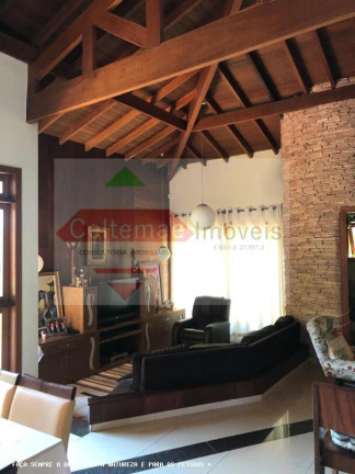 Imagem Casa com 6 Quartos à Venda, 550 m² em Chacaras Catagua - Taubaté Imagem Casa com 6 Quartos à Venda, 550 m² em Chacaras Catagua - Taubaté