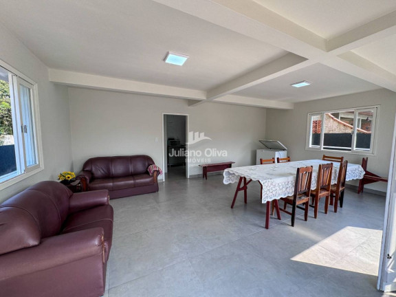 Imagem Sobrado com 5 Quartos à Venda, 211 m² em Barra Do Sai - Itapoá Imagem Sobrado com 5 Quartos à Venda, 211 m² em Barra Do Sai - Itapoá