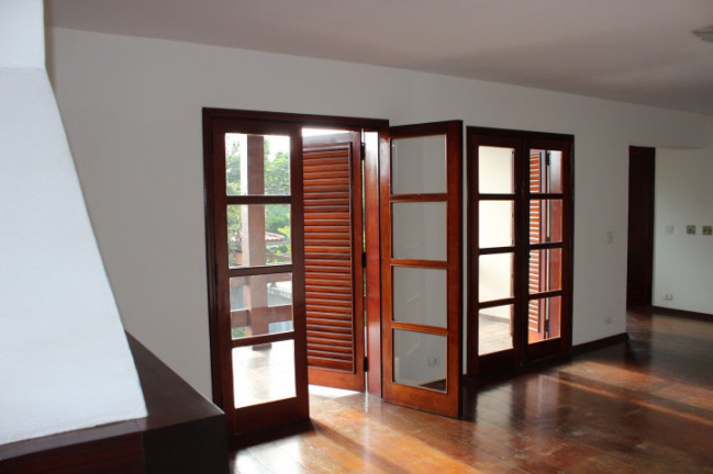 Imagem Casa de Condomínio com 3 Quartos à Venda, 633 m² em Granja Viana - Cotia Imagem Casa de Condomínio com 3 Quartos à Venda, 633 m² em Granja Viana - Cotia