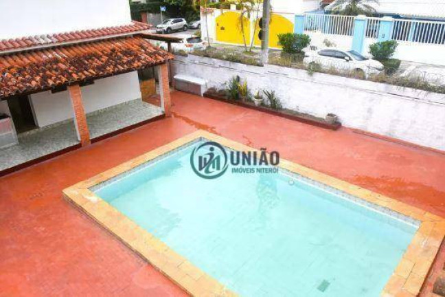 Imagem Casa com 5 Quartos à Venda, 220 m² em São Francisco - Niterói Imagem Casa com 5 Quartos à Venda, 220 m² em São Francisco - Niterói
