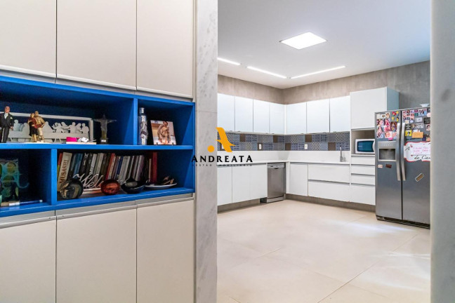Imagem Casa com 4 Quartos à Venda, 595 m² em Humaitá - Rio De Janeiro