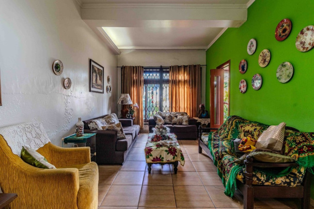 Imagem Casa com 4 Quartos à Venda, 250 m² em São João - Porto Alegre