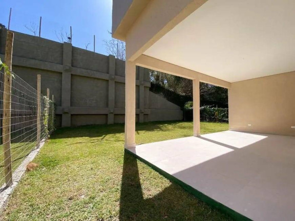 Imagem Casa com 3 Quartos à Venda, 197 m² em Chácara Dos Junqueiras - Carapicuíba Imagem Casa com 3 Quartos à Venda, 197 m² em Chácara Dos Junqueiras - Carapicuíba