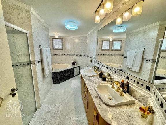 Imagem Apartamento com 4 Quartos à Venda, 373 m² em Barra Norte - Balneário Camboriú Imagem Apartamento com 4 Quartos à Venda, 373 m² em Barra Norte - Balneário Camboriú