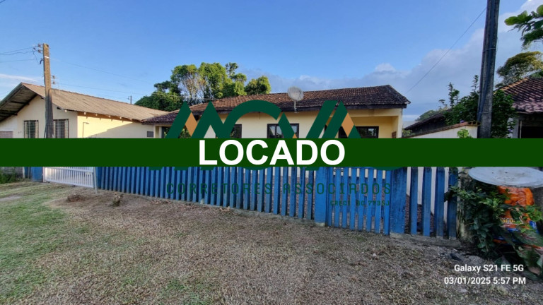 Casa com 3 Quartos para Alugar, 90 m² em Princesa Do Mar - Itapoá