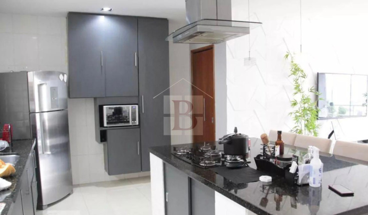 Imagem Casa com 4 Quartos à Venda, 240 m² em São Francisco - Niterói