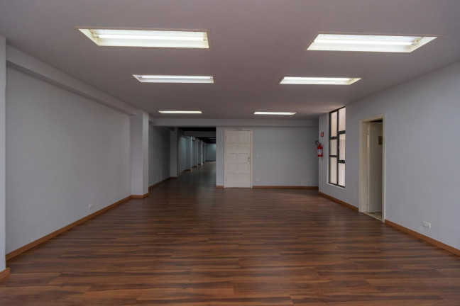 Imagem Imóvel Comercial à Venda, 2.096 m² em Centro - Curitiba Imagem Imóvel Comercial à Venda, 2.096 m² em Centro - Curitiba