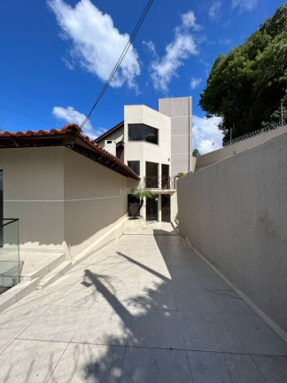 Imagem Casa com 3 Quartos à Venda, 399 m² em Pilarzinho - Curitiba