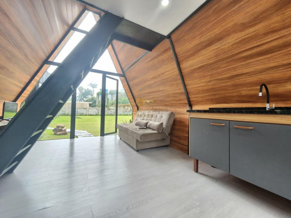 Imagem Imóvel com 1 Quarto à Venda, 26 m² em Várzea - Teresópolis