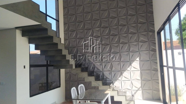 Imagem Casa com 3 Quartos à Venda, 282 m² em Bauru Imagem Casa com 3 Quartos à Venda, 282 m² em Bauru