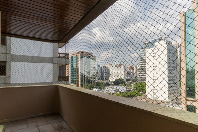Imagem Apartamento com 3 Quartos à Venda, 209 m² em Itaim Bibi - São Paulo Imagem Apartamento com 3 Quartos à Venda, 209 m² em Itaim Bibi - São Paulo