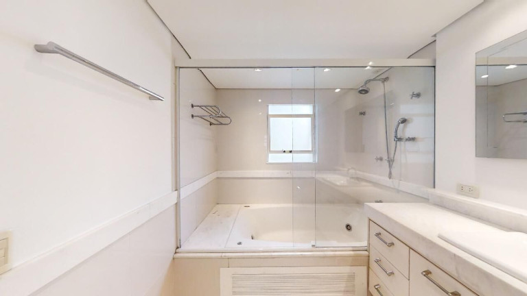 Imagem Apartamento com 4 Quartos à Venda, 251 m² em Itaim Bibi - São Paulo