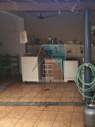 Imagem Casa com 5 Quartos à Venda, 166 m² em Ipiranga - Ribeirão Preto Imagem Casa com 5 Quartos à Venda, 166 m² em Ipiranga - Ribeirão Preto