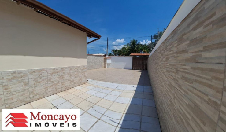 Imagem Casa com 2 Quartos à Venda, 216 m² em Jardim Brasil - Caraguatatuba Imagem Casa com 2 Quartos à Venda, 216 m² em Jardim Brasil - Caraguatatuba