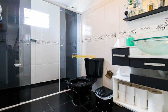 Imagem Sobrado com 3 Quartos à Venda, 200 m² em Xaxim - Curitiba