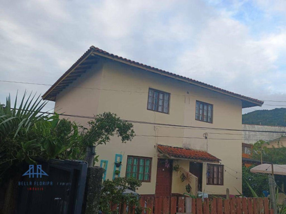 Imagem Casa com 2 Quartos à Venda, 200 m² em Barra Da Lagoa - Florianópolis