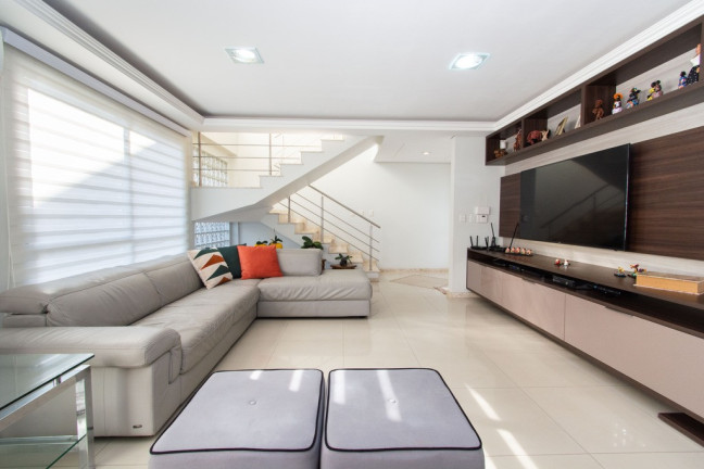 Imagem Casa com 4 Quartos à Venda, 250 m² em São José - Canoas
