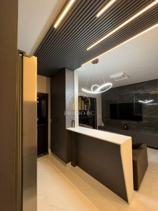 Imagem Apartamento com 3 Quartos à Venda, 125 m² em Centro - Balneário Camboriú Imagem Apartamento com 3 Quartos à Venda, 125 m² em Centro - Balneário Camboriú