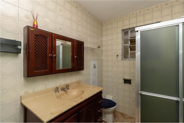 Imagem Sobrado com 5 Quartos à Venda, 230 m² em Vila Menk - Osasco Imagem Sobrado com 5 Quartos à Venda, 230 m² em Vila Menk - Osasco