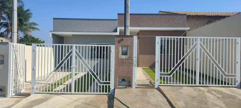 Imagem Casa com 2 Quartos à Venda, 64 m² em Roma - Volta Redonda Imagem Casa com 2 Quartos à Venda, 64 m² em Roma - Volta Redonda