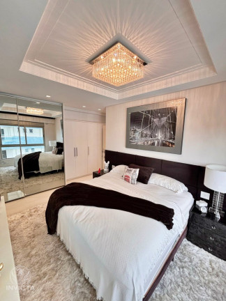 Imagem Apartamento com 3 Quartos à Venda, 246 m² em Barra Sul - Balneário Camboriú Imagem Apartamento com 3 Quartos à Venda, 246 m² em Barra Sul - Balneário Camboriú
