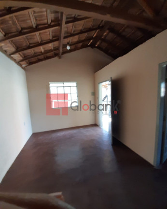 Imagem Casa com 3 Quartos à Venda, 250 m² em Nossa Senhora De Fátima - Montes Claros