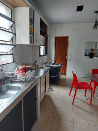 Imagem Casa com 5 Quartos à Venda, 250 m² em Japiim - Manaus