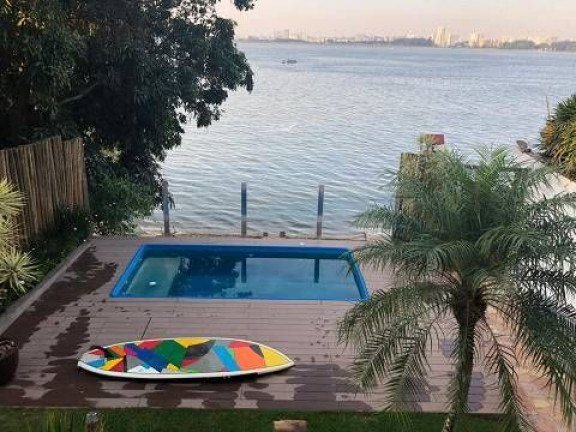 Imagem Casa com 2 Quartos à Venda, 300 m² em Guarapiranga - São Paulo