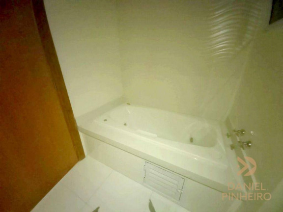 Imagem Apartamento com 3 Quartos à Venda, 150 m² em Canto Do Forte - Praia Grande