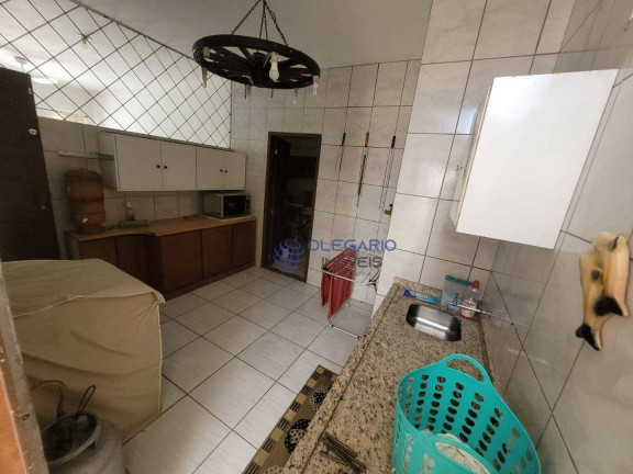 Imagem Casa com 5 Quartos à Venda, 170 m² em Centro - Penha