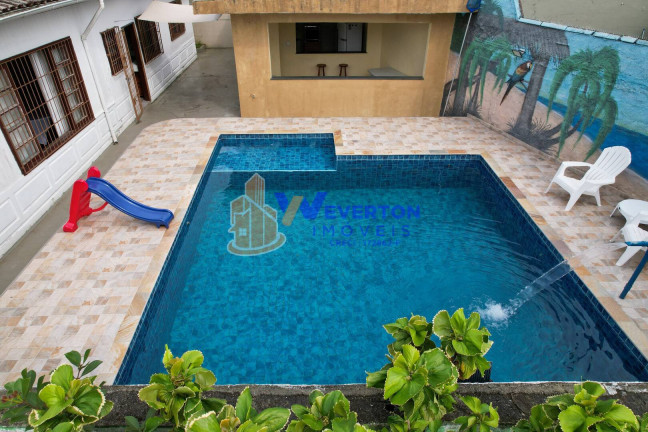 Casa com 4 Quartos à Venda,  em Agenor De Campos - Mongaguá
