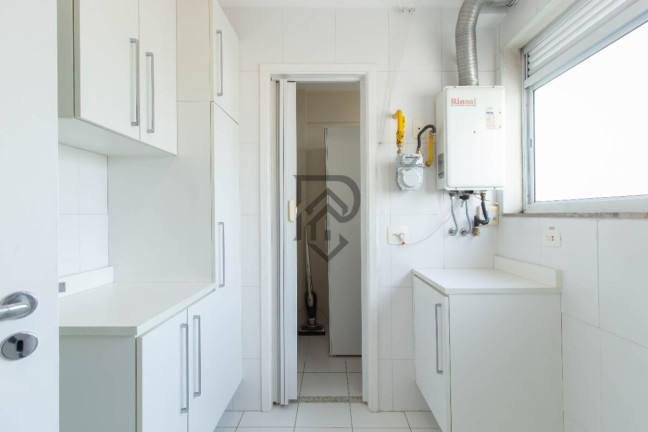 Imagem Apartamento com 4 Quartos à Venda, 143 m² em Moema - São Paulo