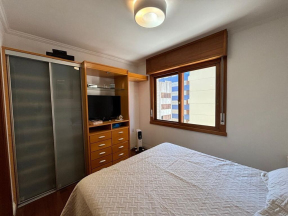 Imagem Apartamento com 4 Quartos à Venda, 164 m² em Petrópolis - Porto Alegre