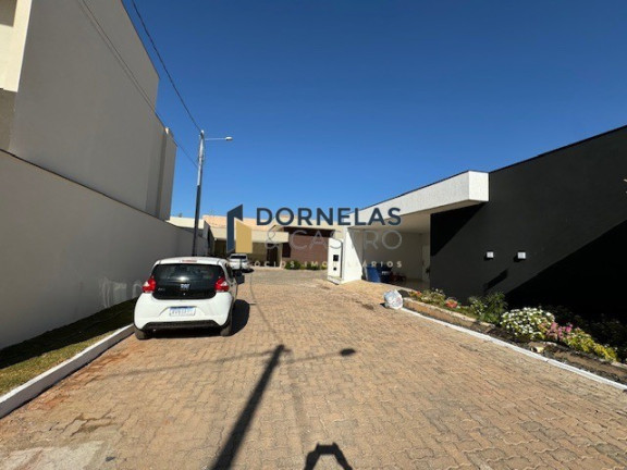 Imagem Casa com 3 Quartos à Venda, 200 m² em Setor Habitacional Arniqueira (águas Claras) - Brasília Imagem Casa com 3 Quartos à Venda, 200 m² em Setor Habitacional Arniqueira (águas Claras) - Brasília