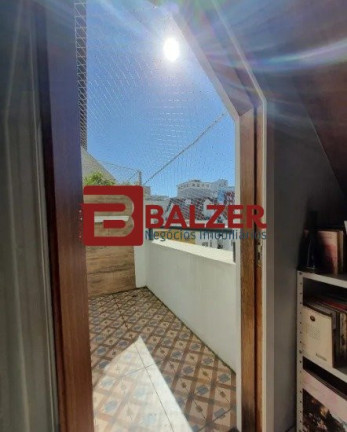 Imagem Apartamento com 5 Quartos à Venda, 114 m² em Itacorubi - Florianópolis