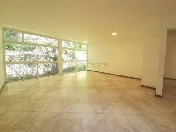 Imagem Apartamento com 3 Quartos à Venda, 210 m² em Lagoa - Rio De Janeiro Imagem Apartamento com 3 Quartos à Venda, 210 m² em Lagoa - Rio De Janeiro