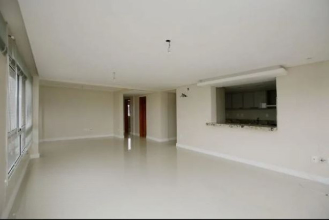 Imagem Imóvel com 3 Quartos à Venda, em Tristeza - Porto Alegre Imagem Imóvel com 3 Quartos à Venda, em Tristeza - Porto Alegre