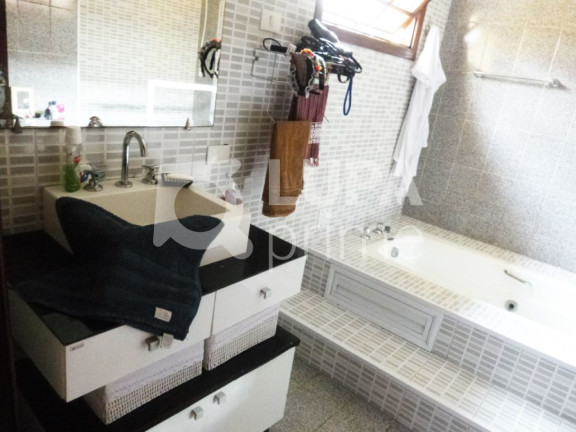 Imagem Casa com 3 Quartos à Venda, 250 m² em Jardim Guanca - São Paulo Imagem Casa com 3 Quartos à Venda, 250 m² em Jardim Guanca - São Paulo