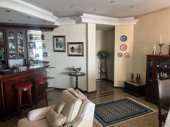 Imagem Apartamento com 3 Quartos à Venda, 380 m² em Centro - Florianópolis