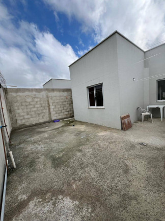 Casa com 2 Quartos à Venda,  em Sim - Feira De Santana