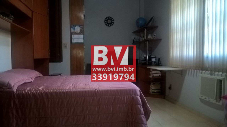 Imagem Casa com 2 Quartos à Venda, 157 m² em Irajá - Rio De Janeiro Imagem Casa com 2 Quartos à Venda, 157 m² em Irajá - Rio De Janeiro