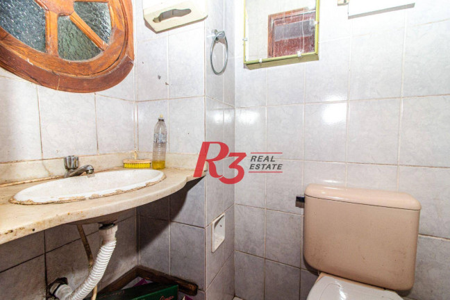 Imagem Sobrado com 4 Quartos à Venda, 291 m² em Encruzilhada - Santos