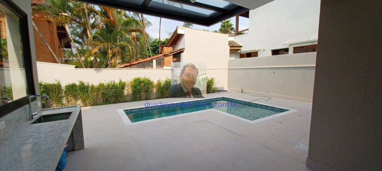 Imagem Casa de Condomínio com 4 Quartos à Venda, 276 m² em Barueri