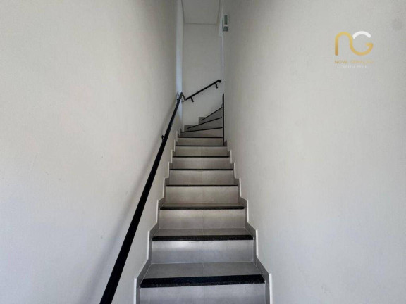 Sobrado com 2 Quartos à Venda, 82 m² em Mirim - Praia Grande
