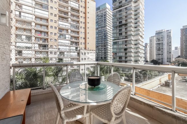 Imagem Apartamento com 2 Quartos à Venda, 146 m² em Vila Nova Conceição - São Paulo