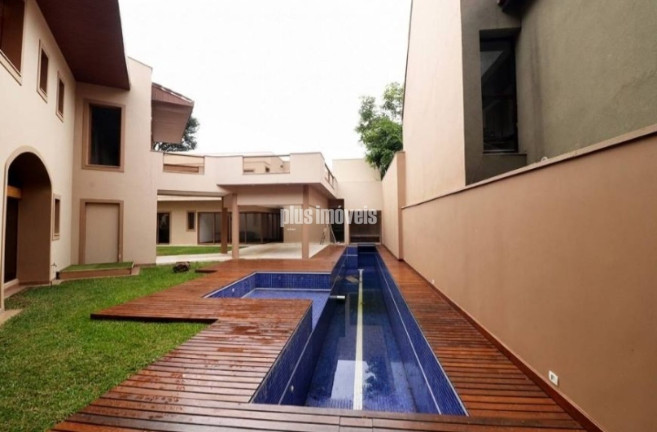 Casa com 4 Quartos à Venda, 950 m² em Jardim Paulista - São Paulo