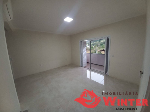 Imagem Casa com 3 Quartos à Venda, 390 m² em Tupandi Imagem Casa com 3 Quartos à Venda, 390 m² em Tupandi