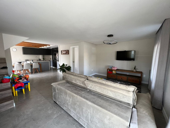 Imagem Sobrado com 4 Quartos à Venda, 190 m² em Enseada Da Pinheira - Palhoça Imagem Sobrado com 4 Quartos à Venda, 190 m² em Enseada Da Pinheira - Palhoça