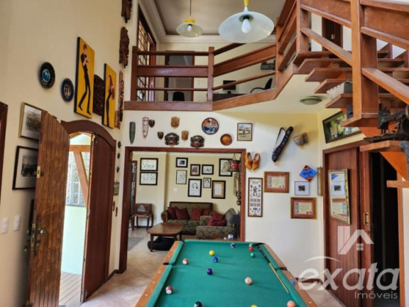 Imagem Sobrado com 5 Quartos à Venda, 425 m² em Manguinhos - Serra